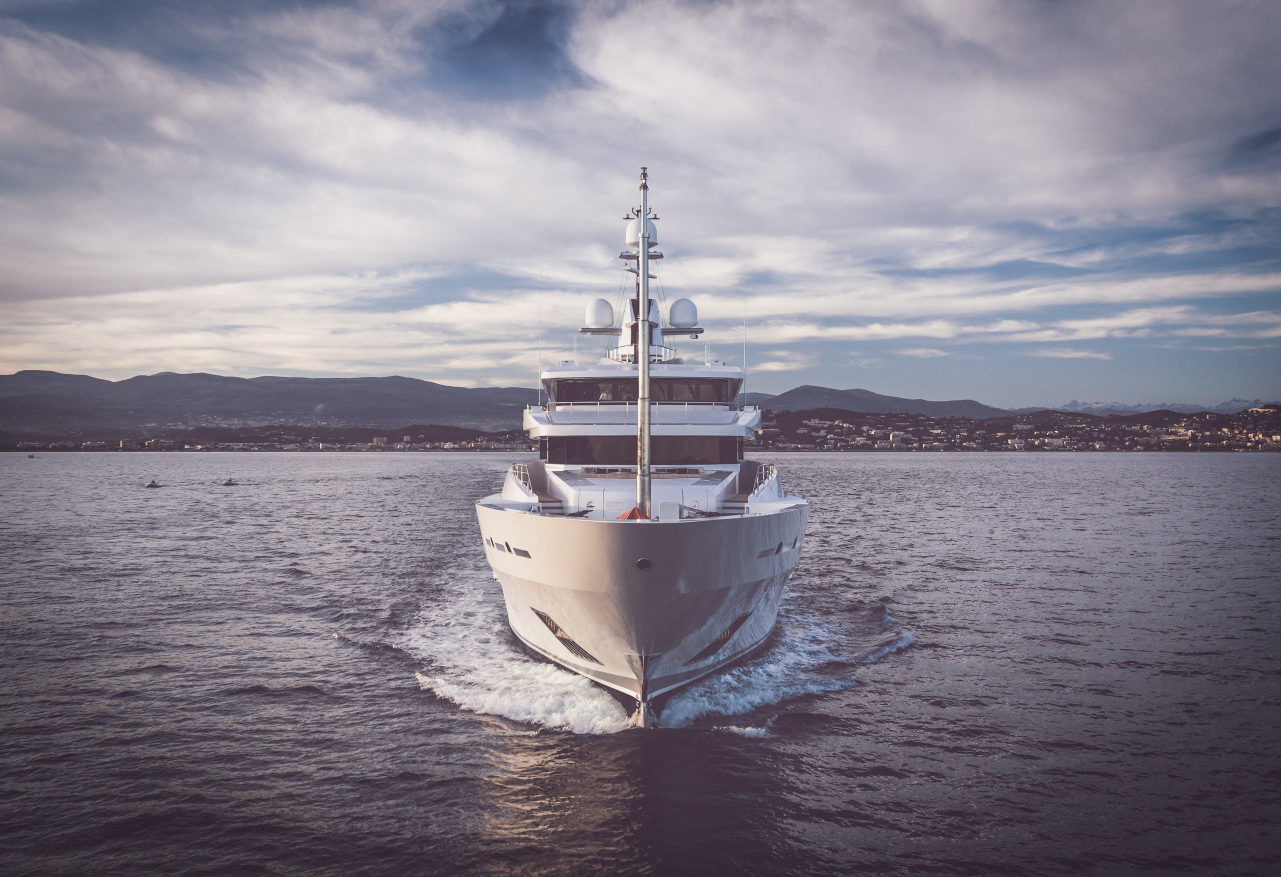 Superyacht cruising in the direction of the camera | Yacht for sale | N&J